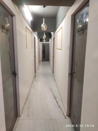 Hotel Vrc Bombay Eksteriør billede